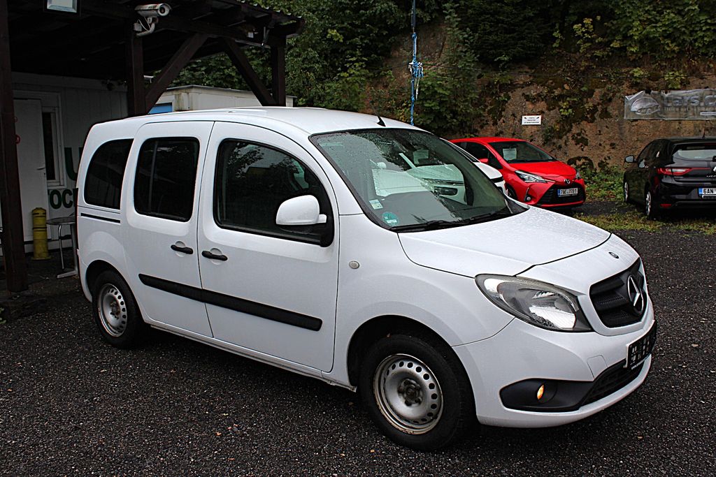 mercedes-benz-citan-109-cdi-66-kw-klima - 3