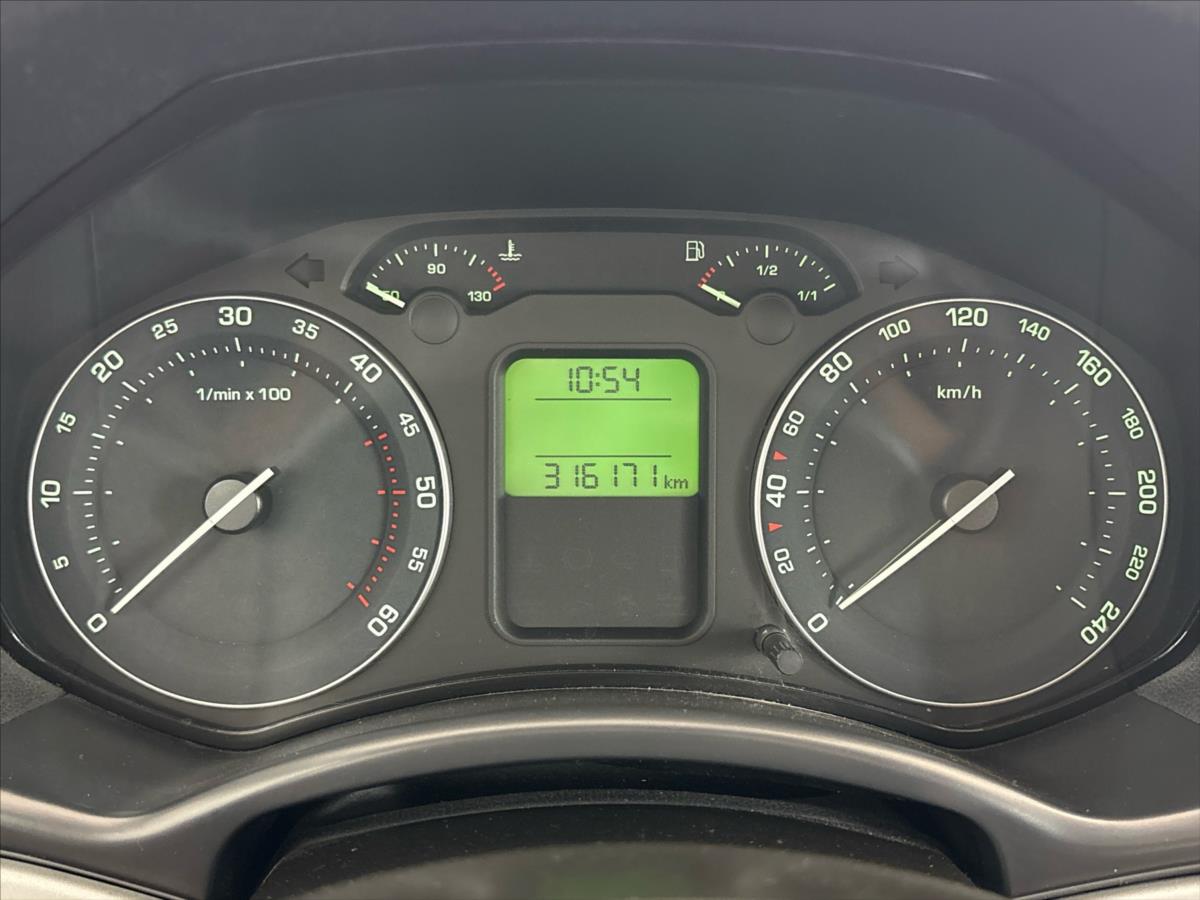 skoda-octavia-1-9-tdi-ambiente - 6