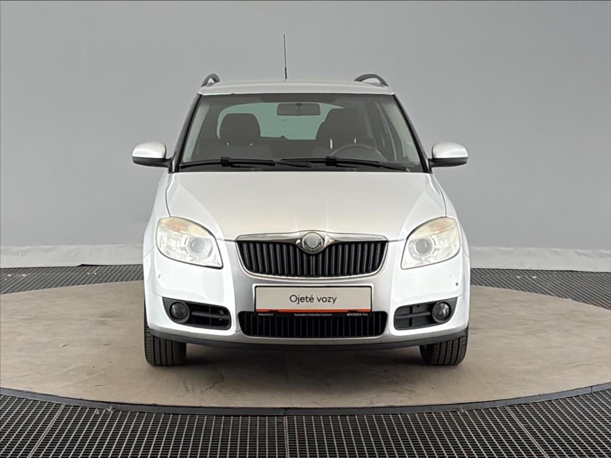 skoda-fabia-1-6-16v-sport-edition - 3