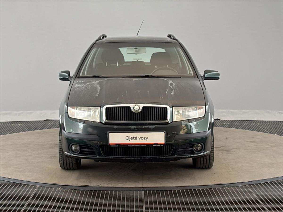 skoda-fabia-2-0-elegance-combi - 3