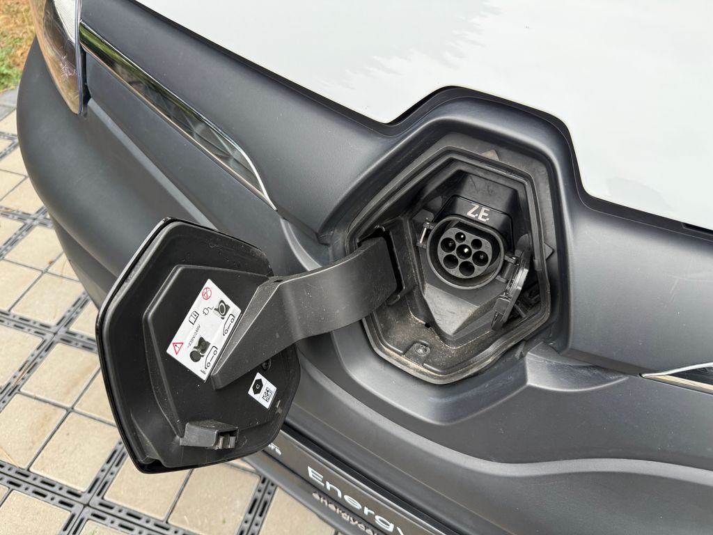 renault-kangoo-ze33-ac-vyhrev-sedacek - 4