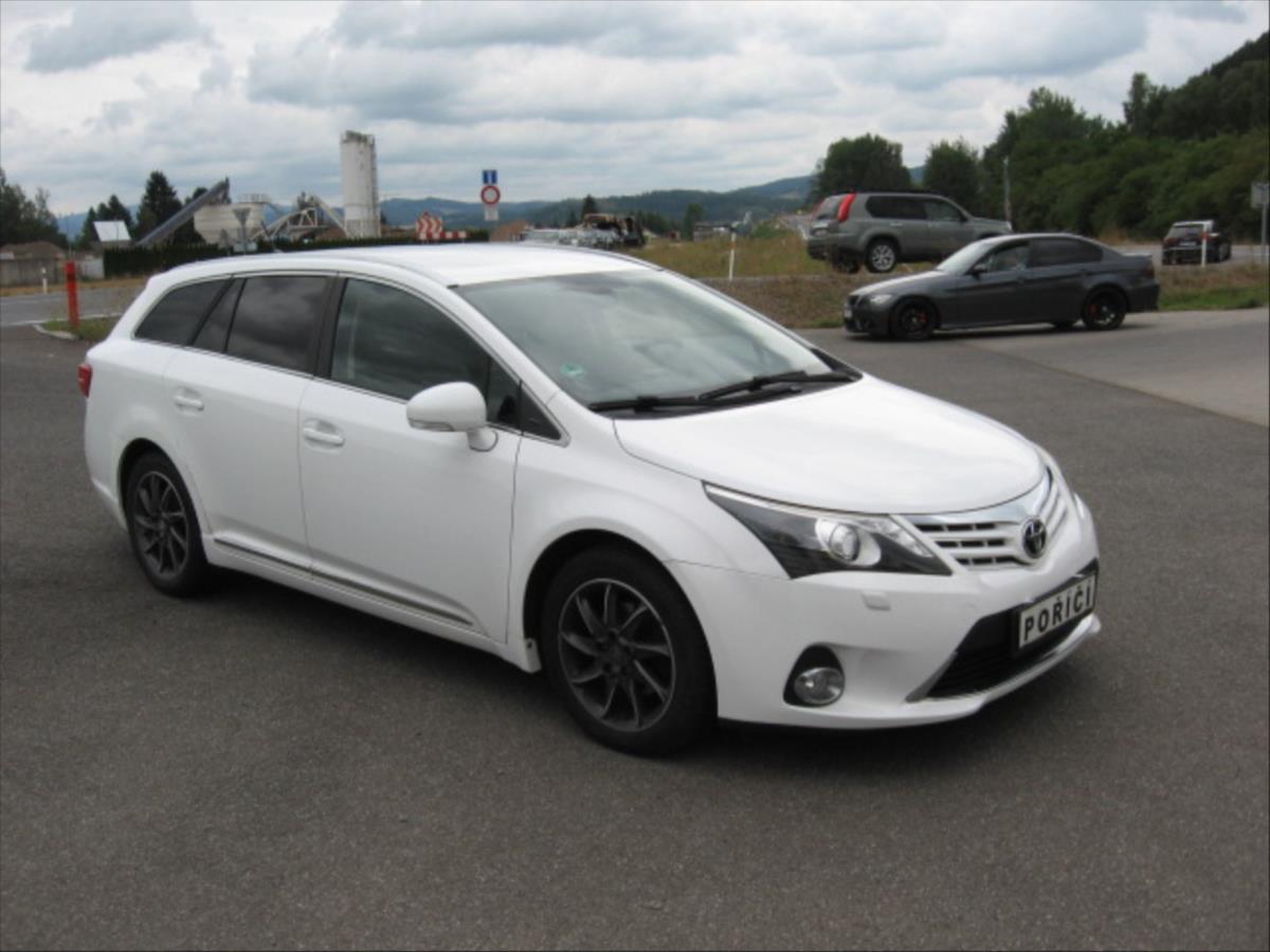 toyota-avensis-2-0-d-4d-gustav - 3