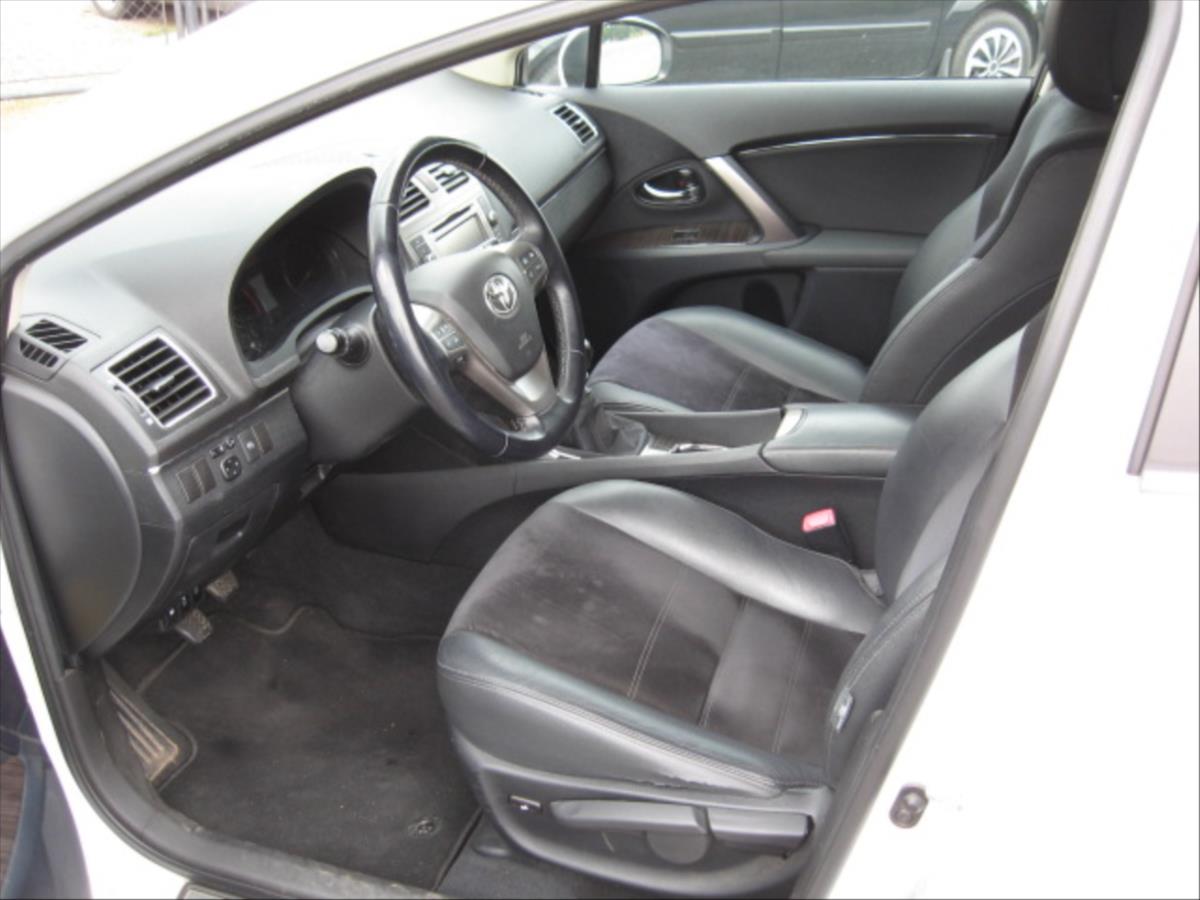 toyota-avensis-2-0-d-4d-gustav - 6