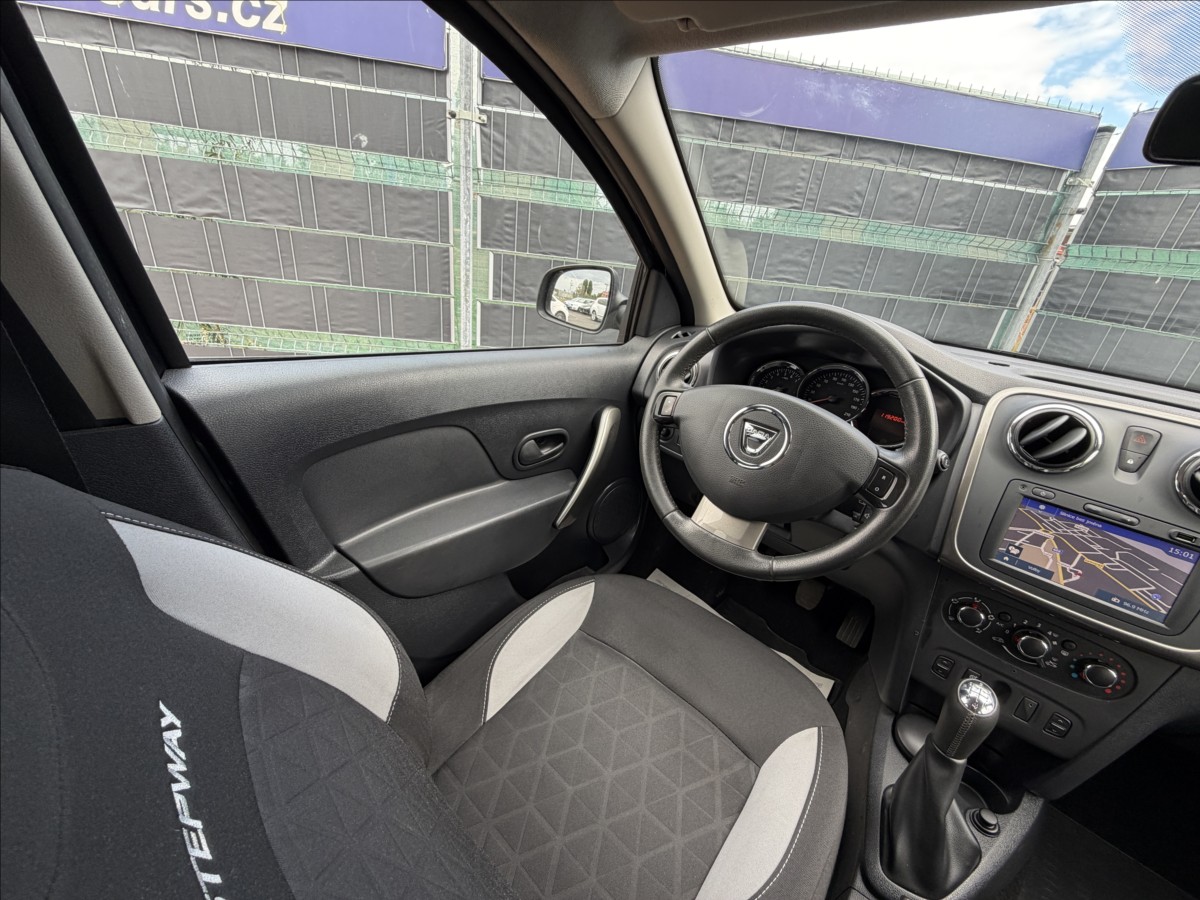 dacia-sandero-0-9-tce-stepway - 7