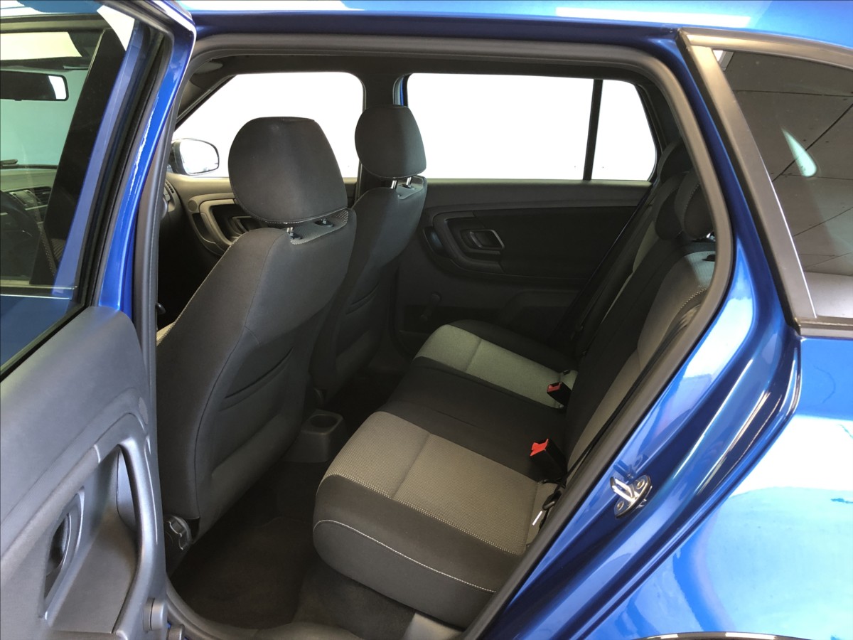 skoda-fabia-1-2-tsi-monte-carlo-monte-carlo - 9