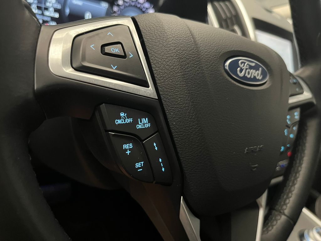 ford-galaxy-2-5-hev-titanium-7-mist - 8