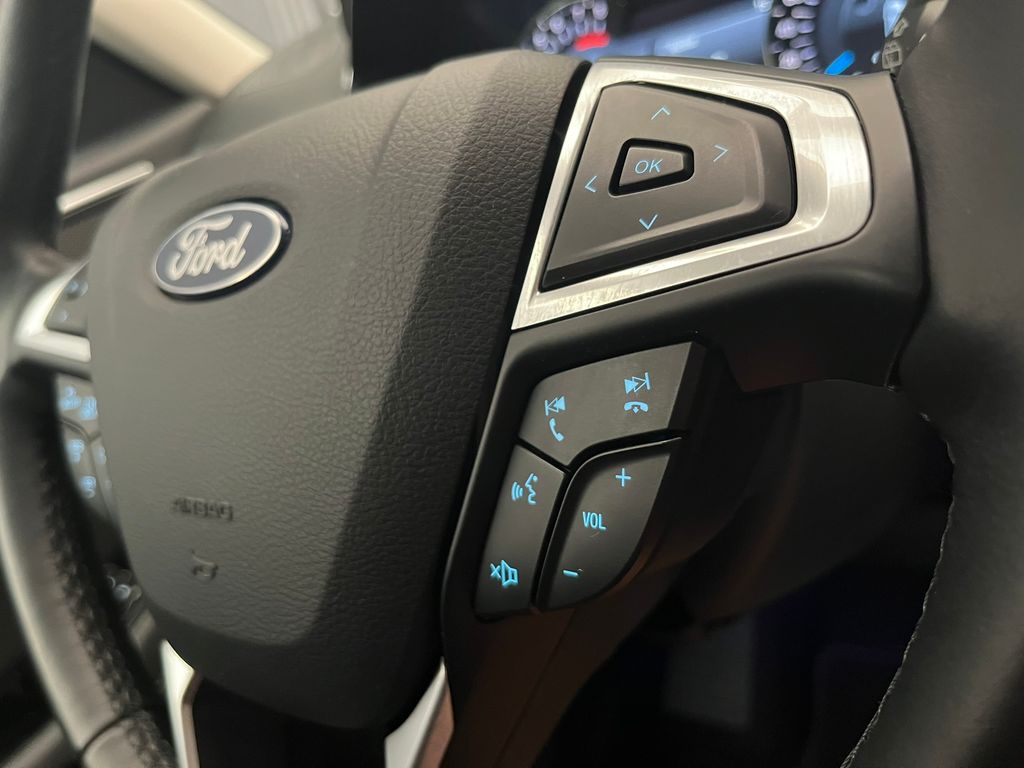 ford-galaxy-2-5-hev-titanium-7-mist - 9