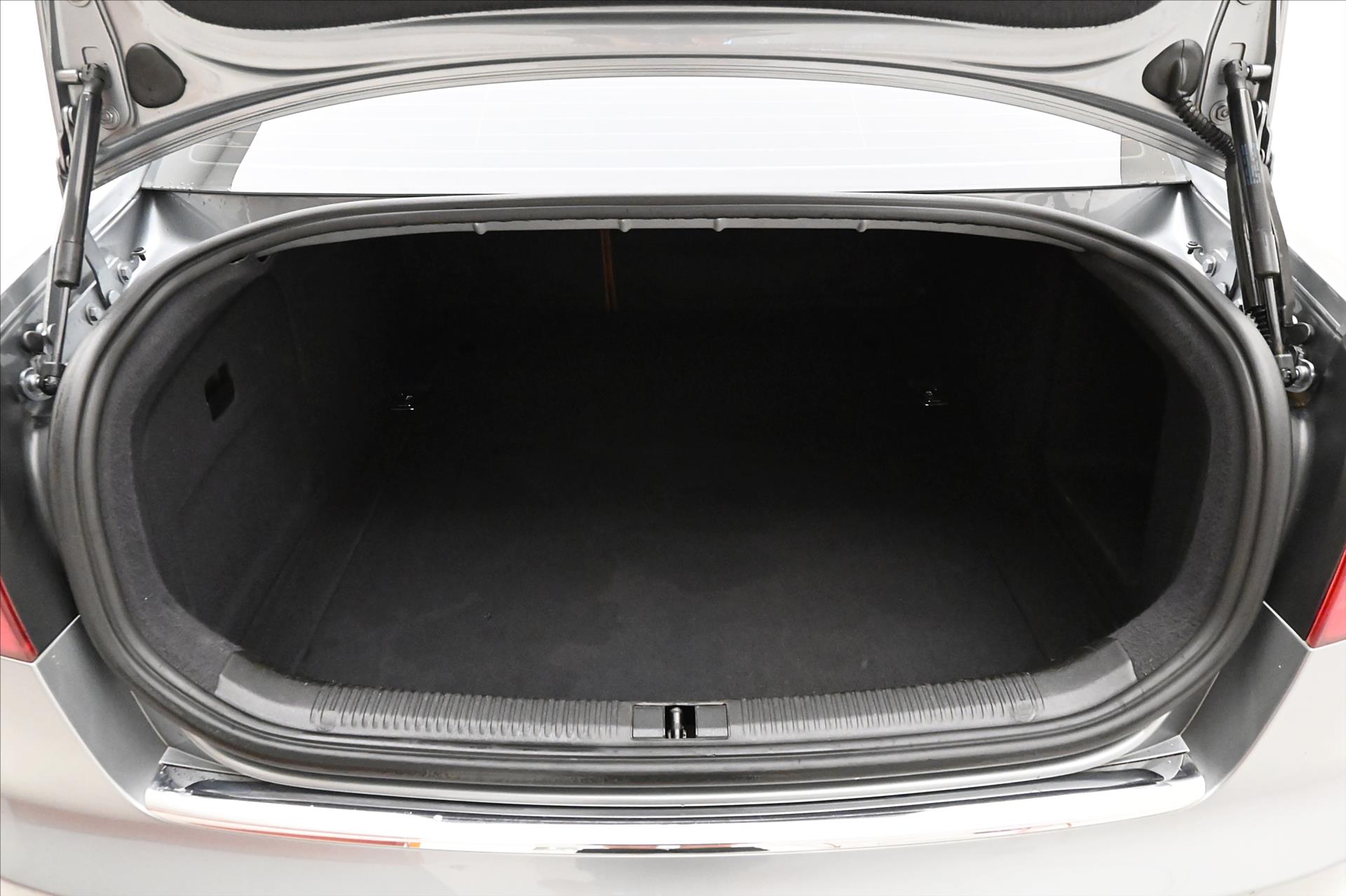 audi-a6-2-7-tdi-140-kw-navi-kuze-nova-stk - 9