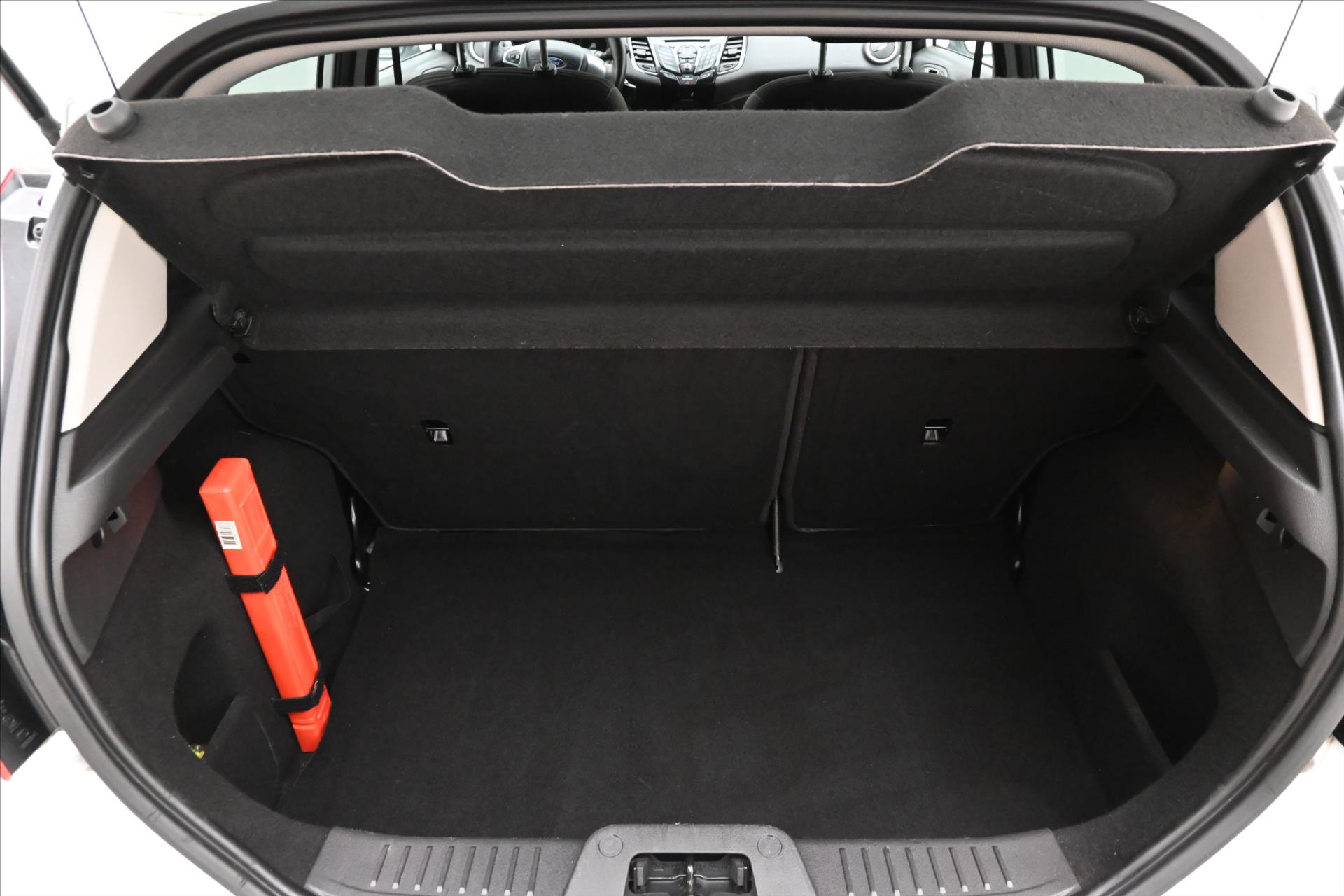ford-fiesta-1-0-ecoboost-74kw-titanium-sk - 9