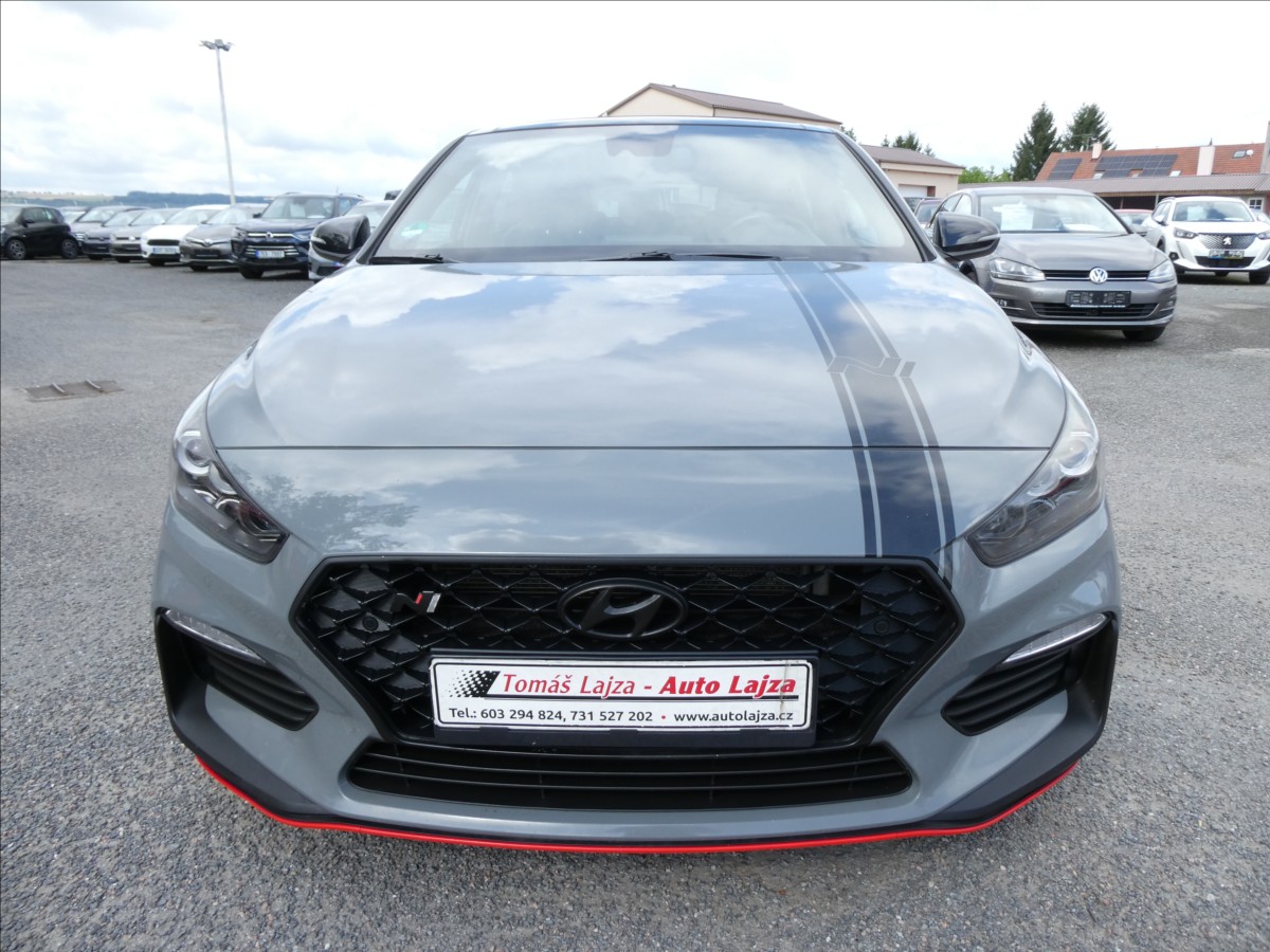 hyundai-i30-2-0-i-n-202kw-serviska - 1