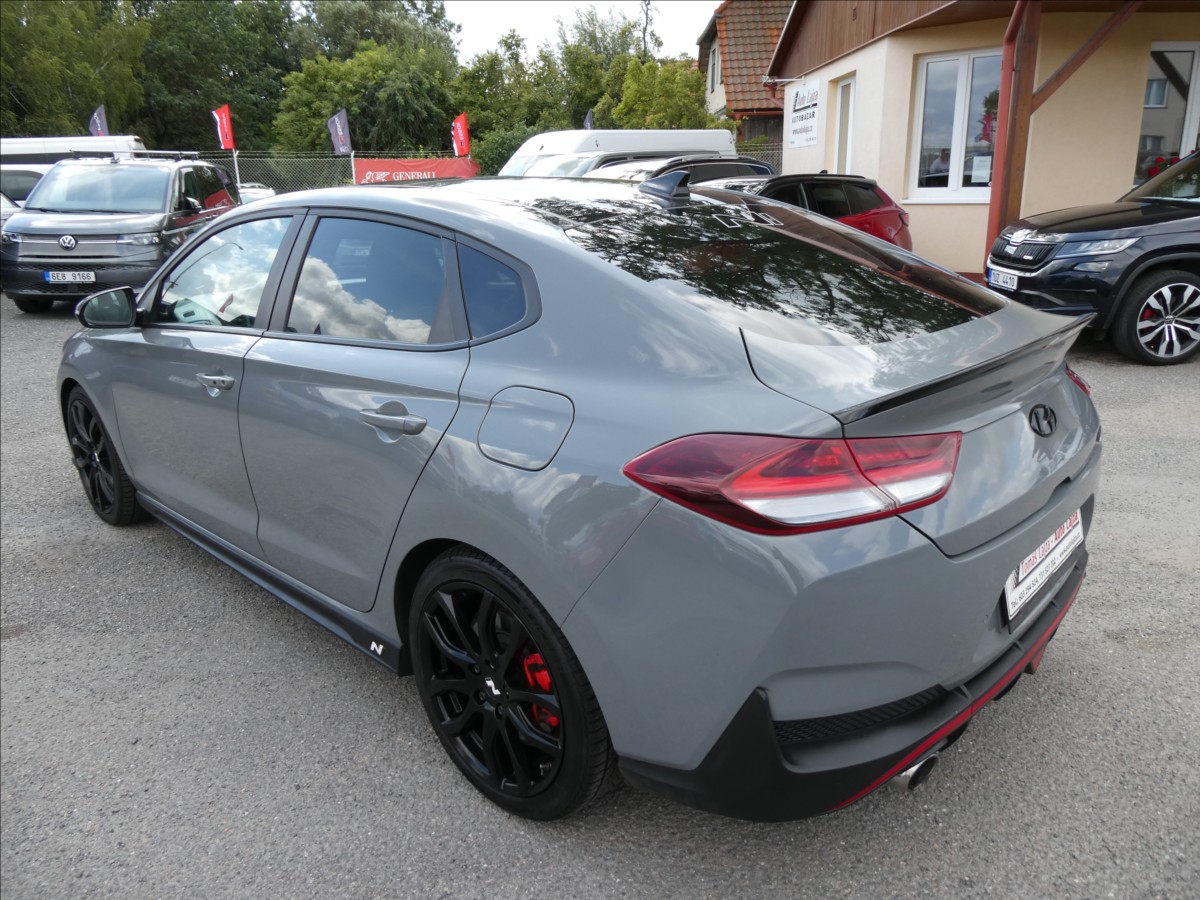 hyundai-i30-2-0-i-n-202kw-serviska - 6