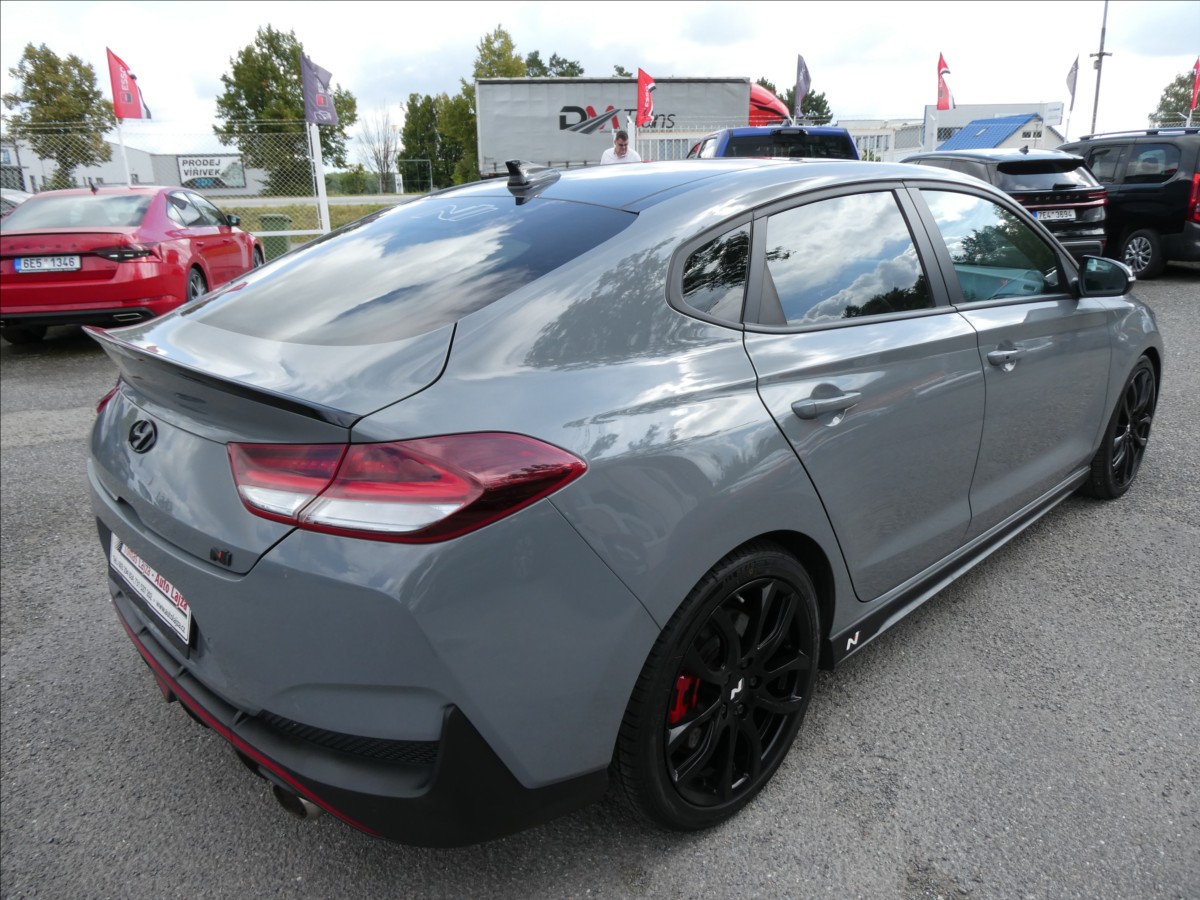 hyundai-i30-2-0-i-n-202kw-serviska - 8