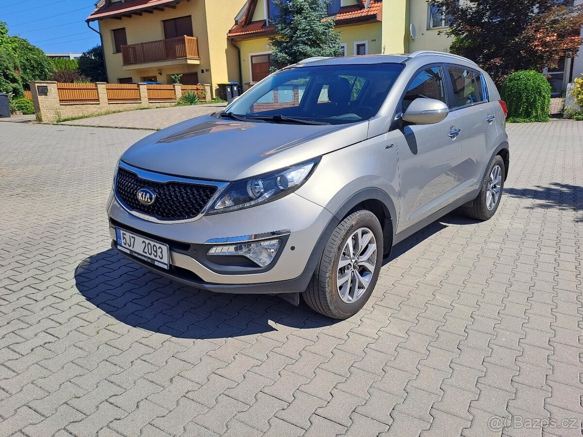 kia-sportage-2-0-km-142-000-4-4 - 1