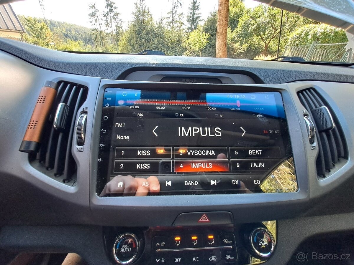 kia-sportage-2-0-km-142-000-4-4 - 7