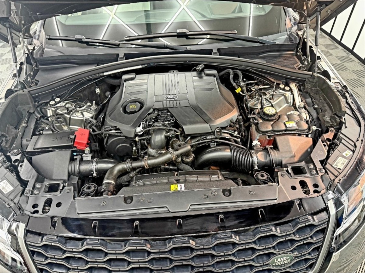 land-rover-range-rover-velar-3-0-v6-first-edition-diesel-hse - 9