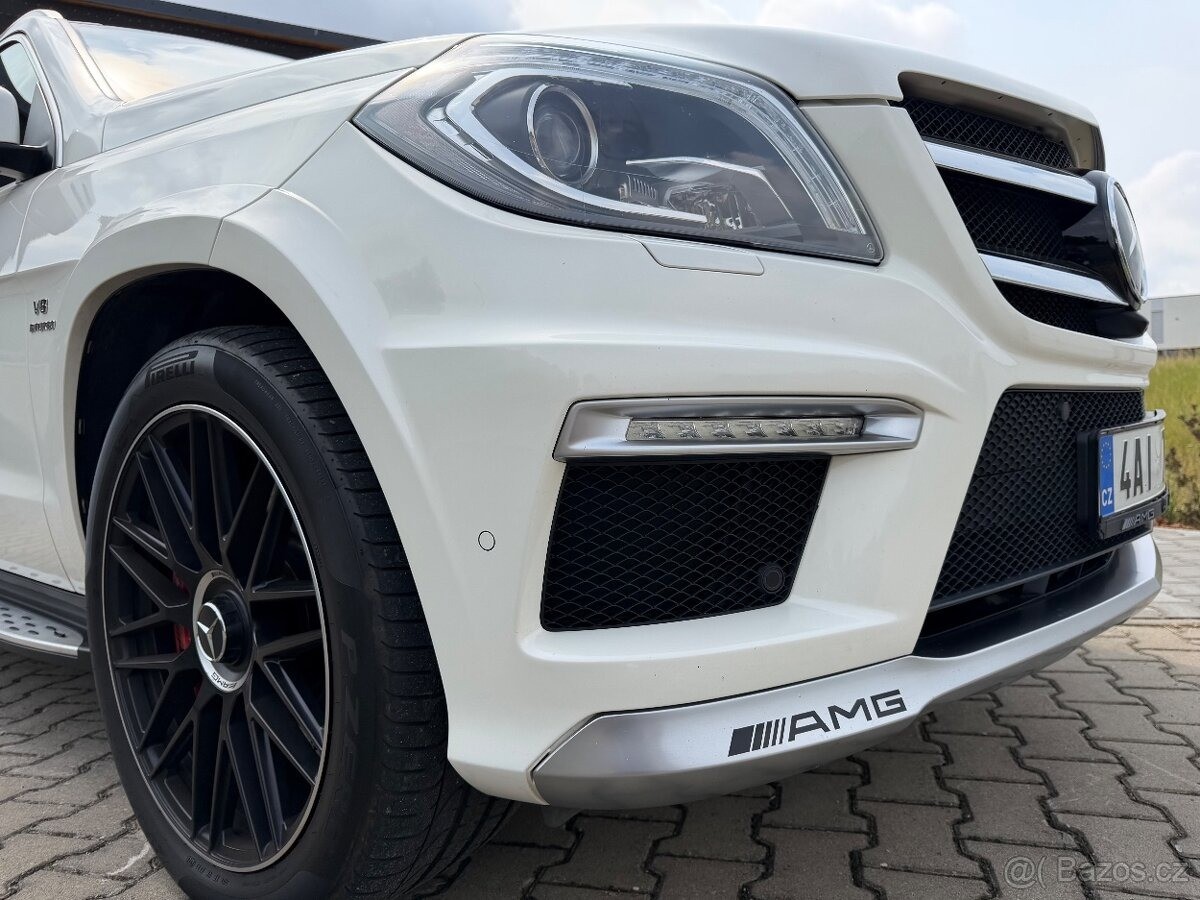 mercedes-benz-amg-gt-c63-rok-2014-top-stav - 5