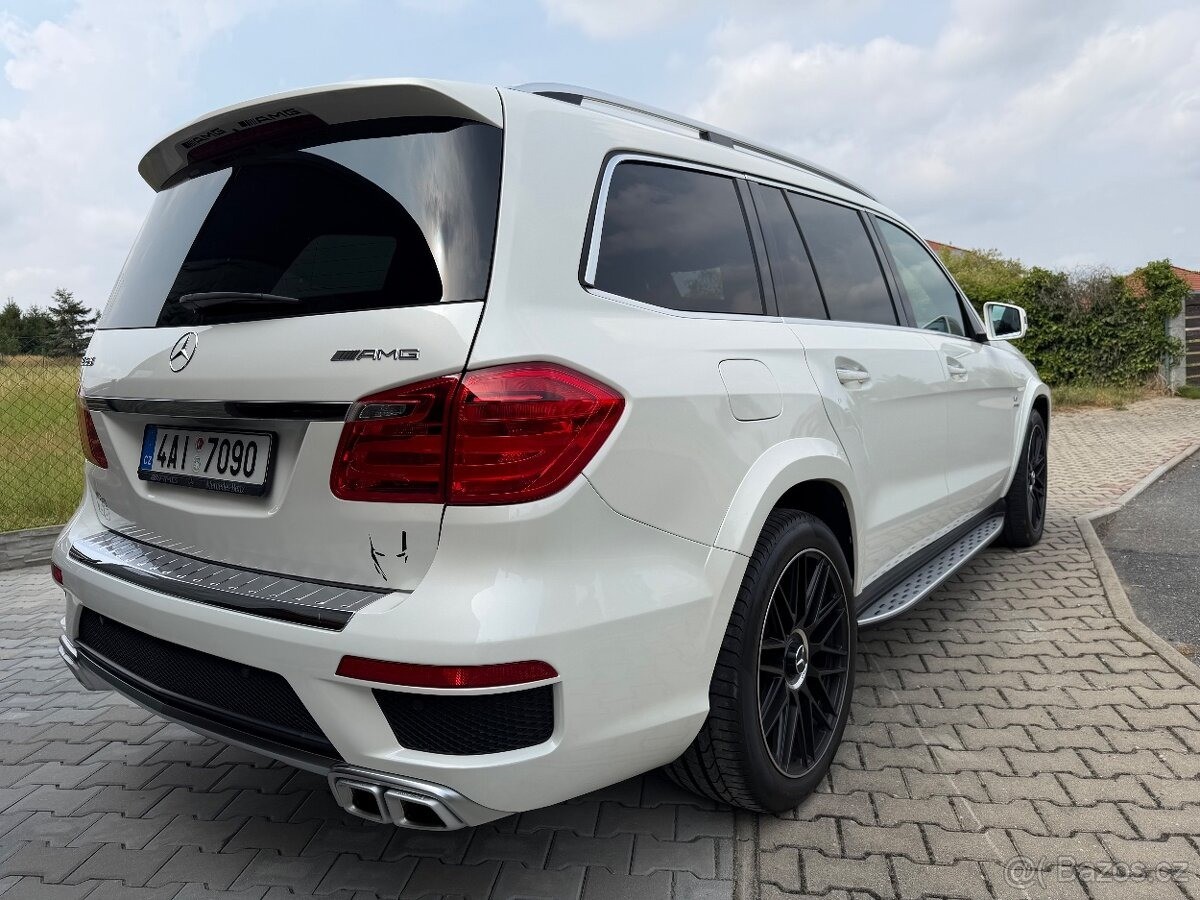 mercedes-benz-amg-gt-c63-rok-2014-top-stav - 8