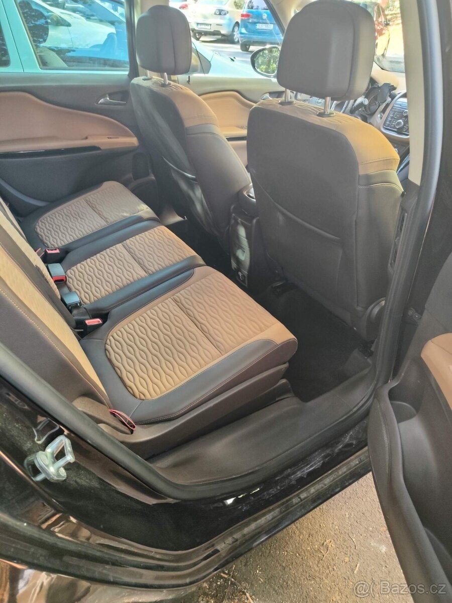 opel-zafira-1-6-tourer - 3