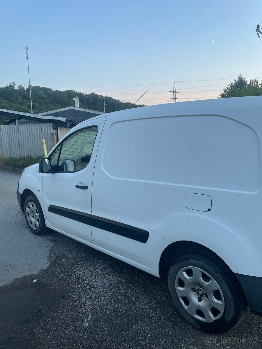 peugeot-partner-1-6-2015 - 7