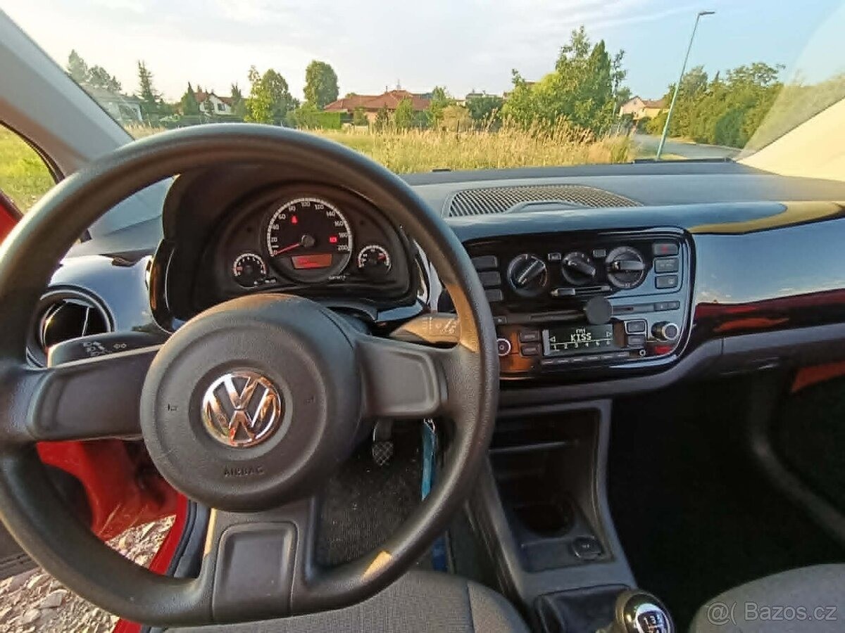 volkswagen-up-1-0-mpi-klimatizace - 1
