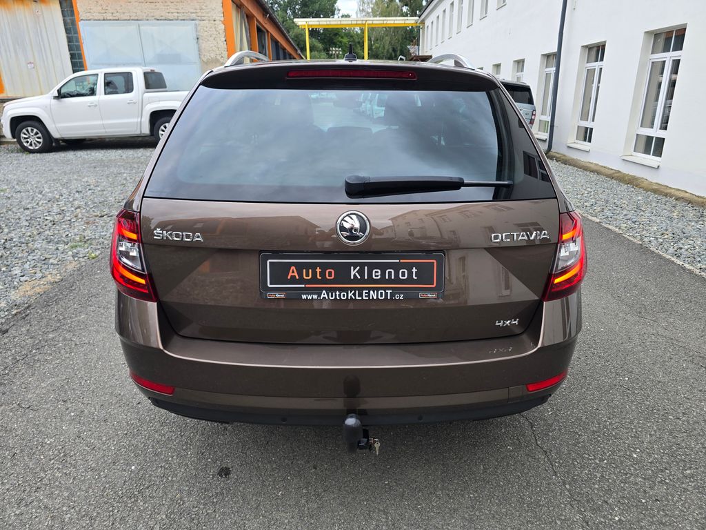 skoda-octavia-2-0tsi-140kw-dsg-l-k-4x4-kuze - 5