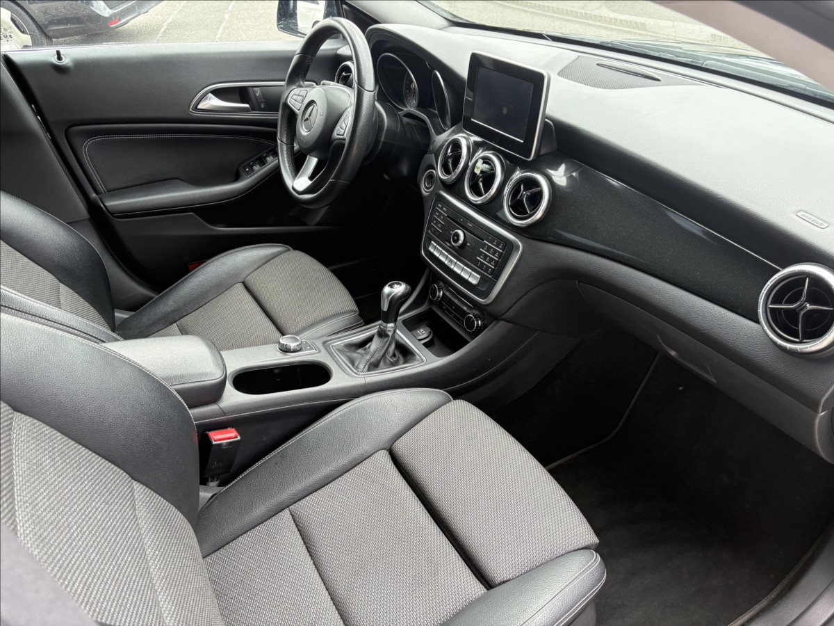 mercedes-benz-cla-1-6-cla-180-sb-cr-1-maj - 9