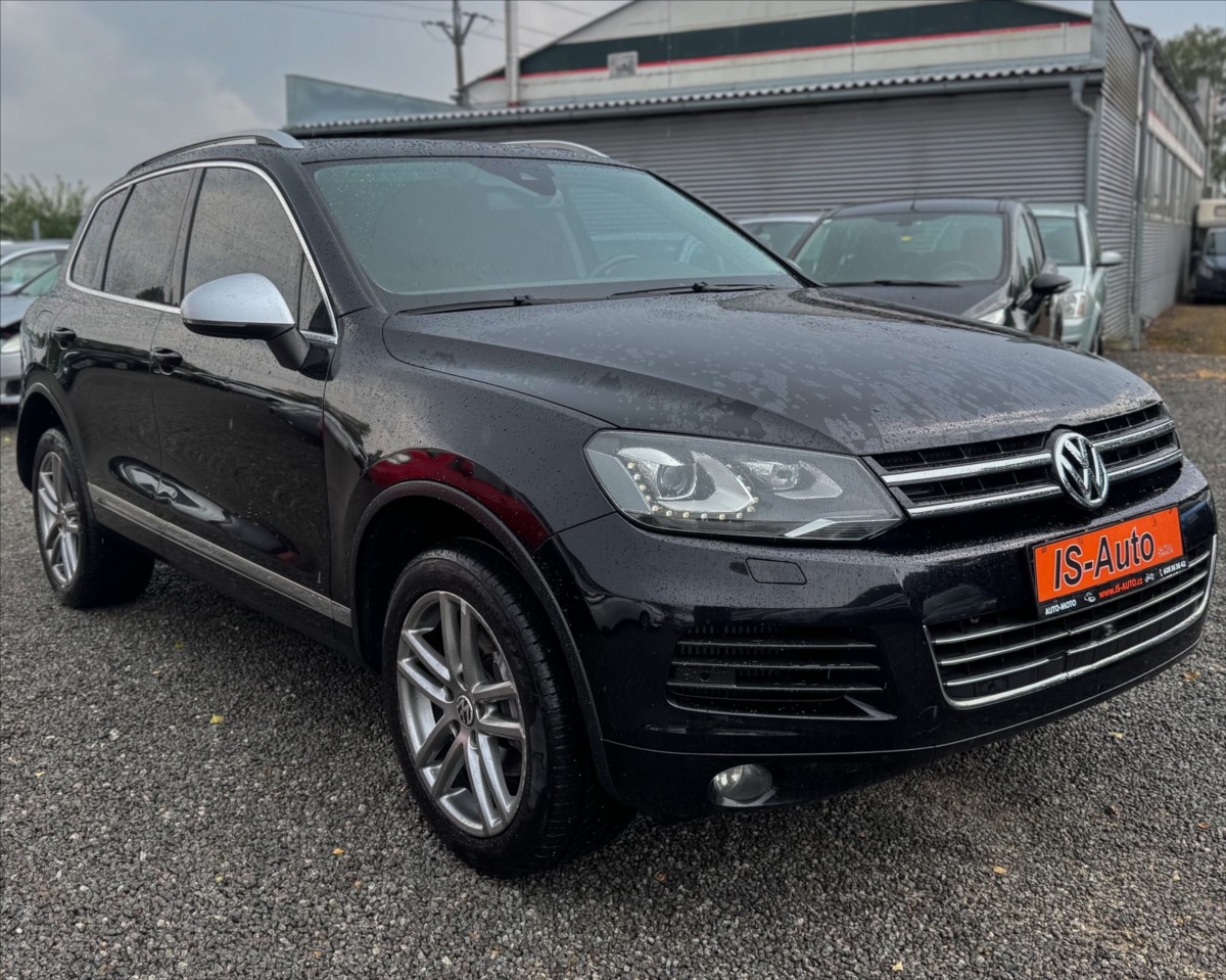 volkswagen-touareg-4-2-tdi-4x4-po-velkem-servisu - 1