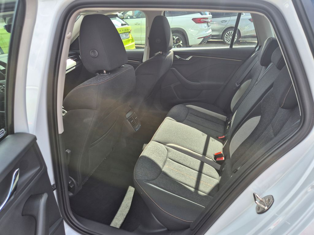 skoda-kamiq-1-0-tsi-dsg-style-81kw - 9