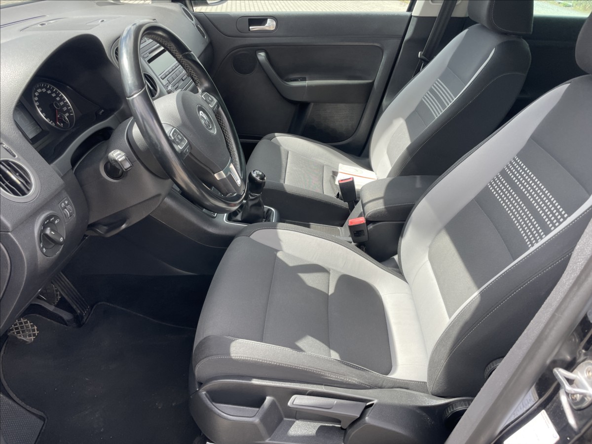 volkswagen-golf-plus-1-6-tdi-77kw-life-bez-koroze-a-po-rozvodech - 6