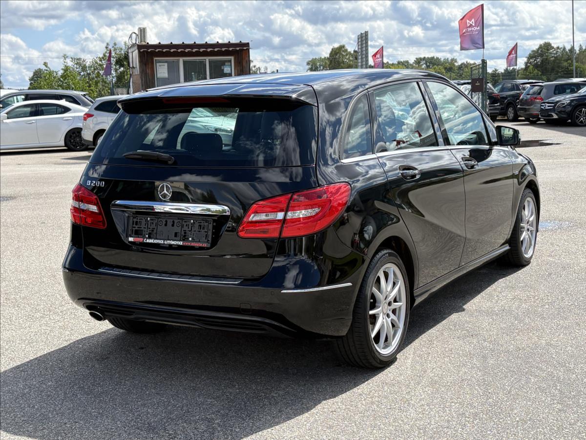 mercedes-benz-tridy-b-1-6-200i-115kw-bi-xen-kuze-nav - 1