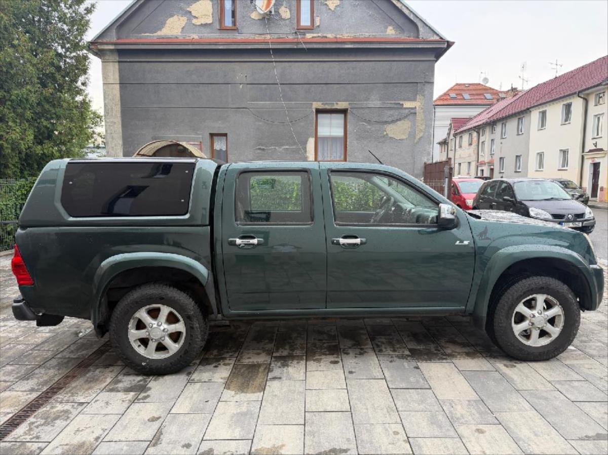isuzu-d-max-2-5 - 7