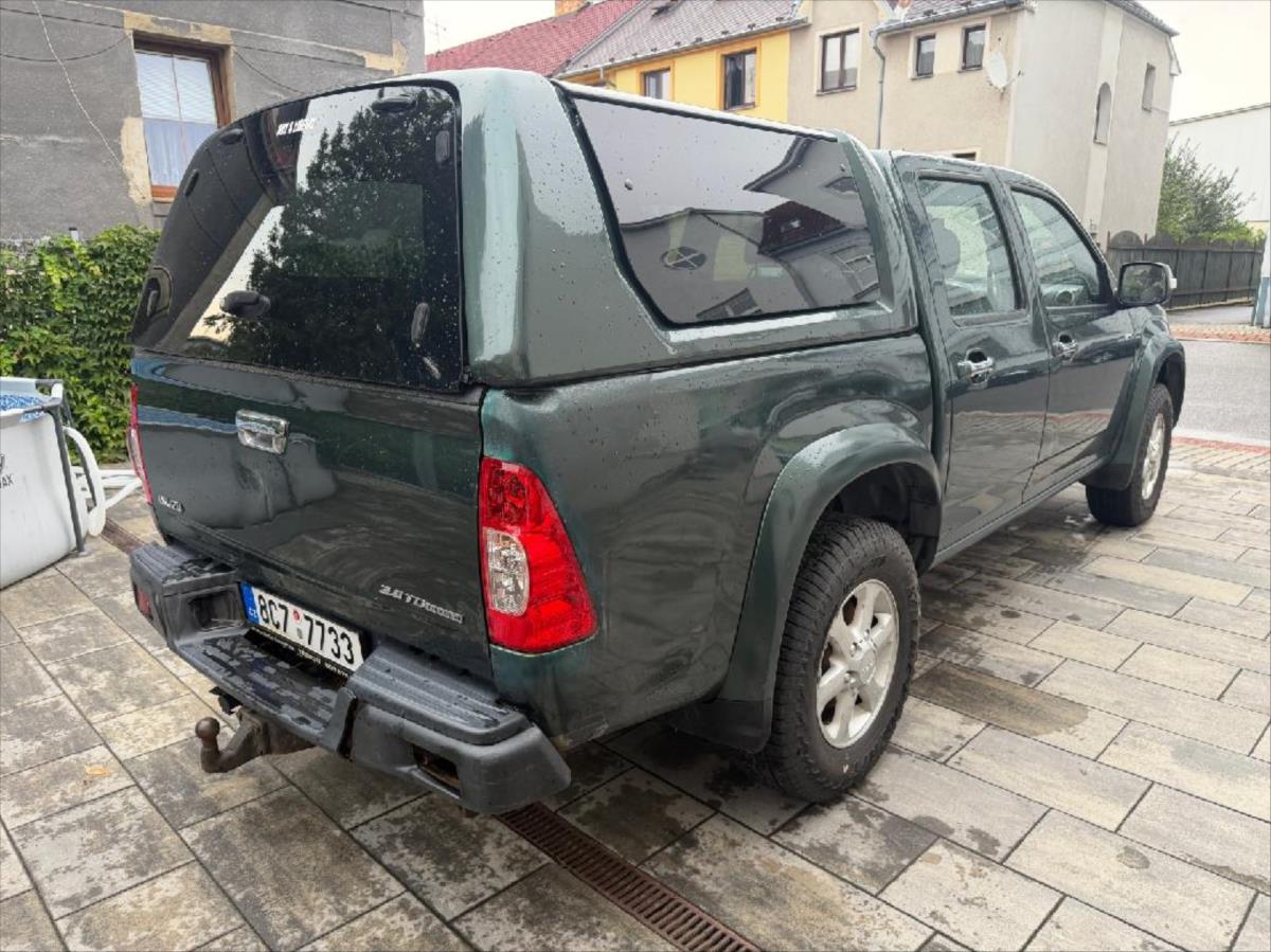 isuzu-d-max-2-5 - 8