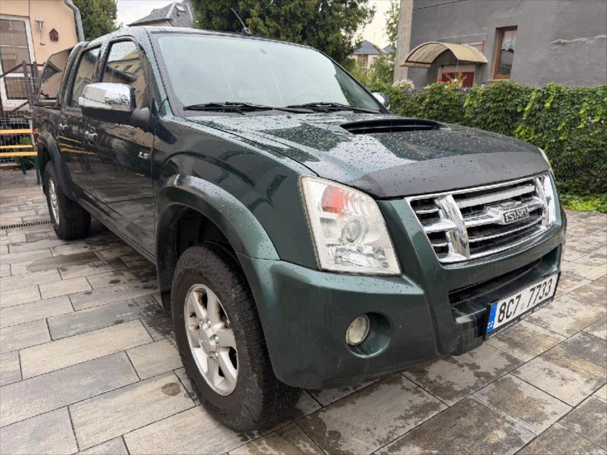isuzu-d-max-2-5 - 9
