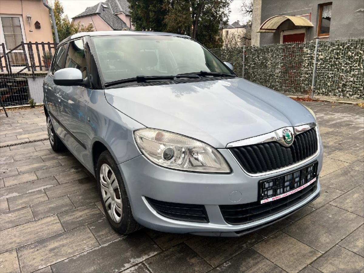 skoda-fabia-1-6-tdi-cr-55kw-elegance - 6
