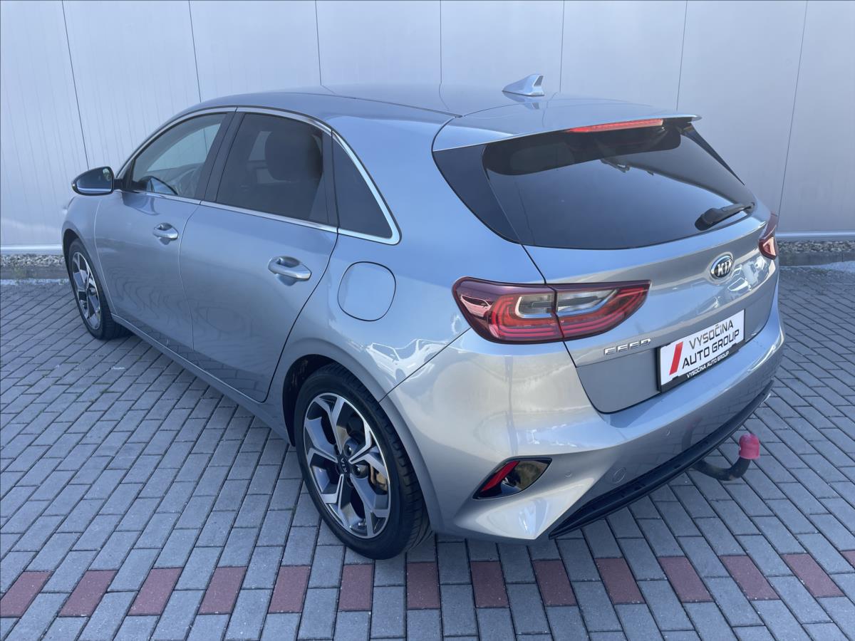 kia-ceed-1-4-t-gdi-top - 1