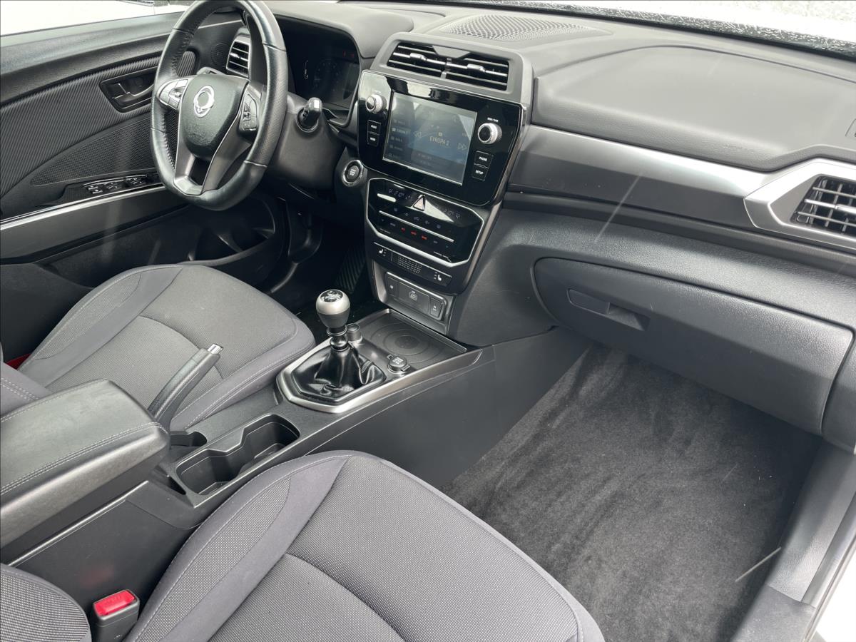 ssangyong-tivoli-1-5-t-gdi-120kw-grand - 5