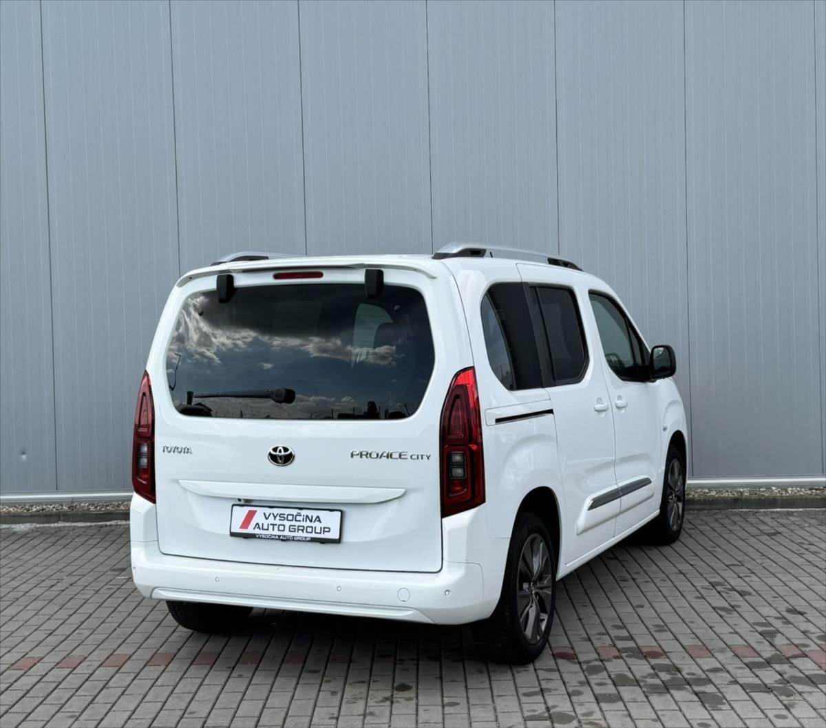 toyota-proace-1-5-1-5d-75kw-family-1-5d-75kw-family - 3