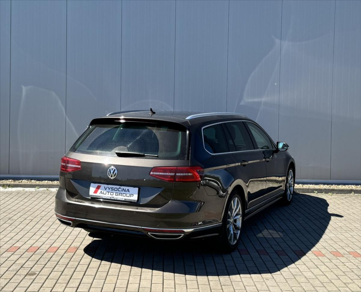 volkswagen-passat-2-0-2-0-tdi-110kw-dsg-r-line-2-0-tdi-110kw-dsg-r-line - 3