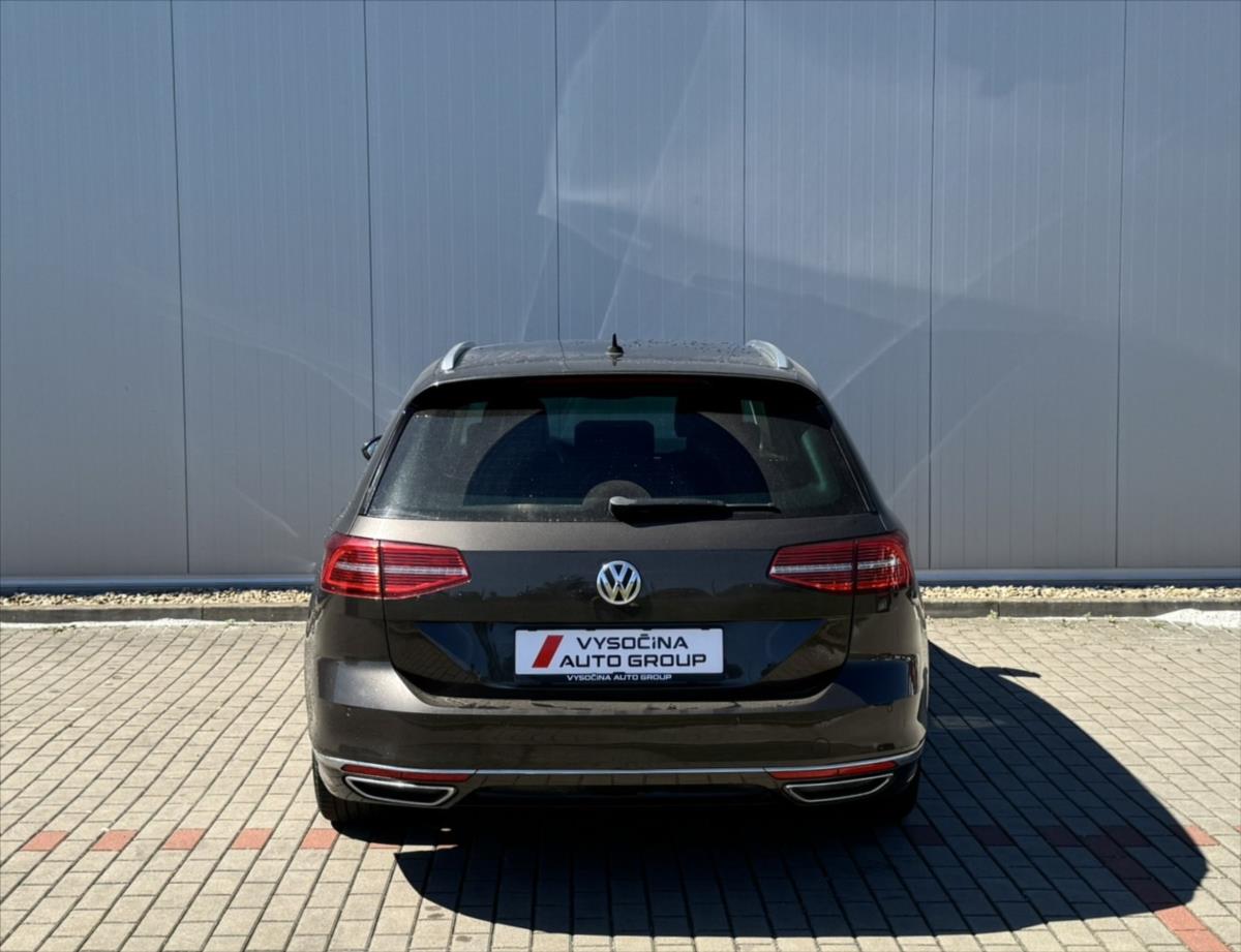 volkswagen-passat-2-0-2-0-tdi-110kw-dsg-r-line-2-0-tdi-110kw-dsg-r-line - 5