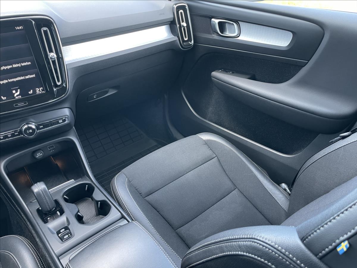 volvo-xc40-2-0-d3-drive-e-momentum-pro-aut - 6