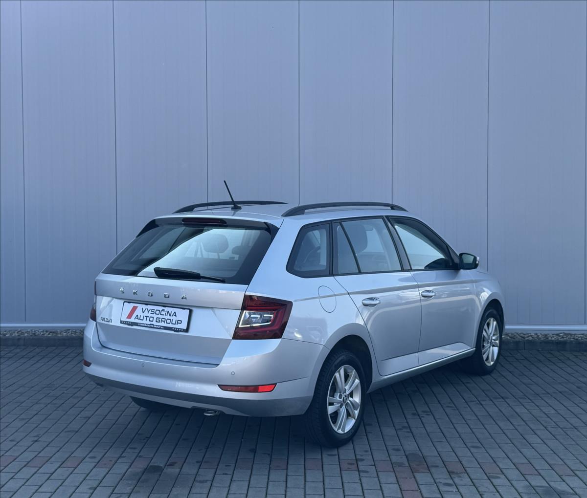 skoda-fabia-1-0-1-0-tsi-81kw-sytle-tazne-1-0-tsi-81kw-sytle-tazne - 3