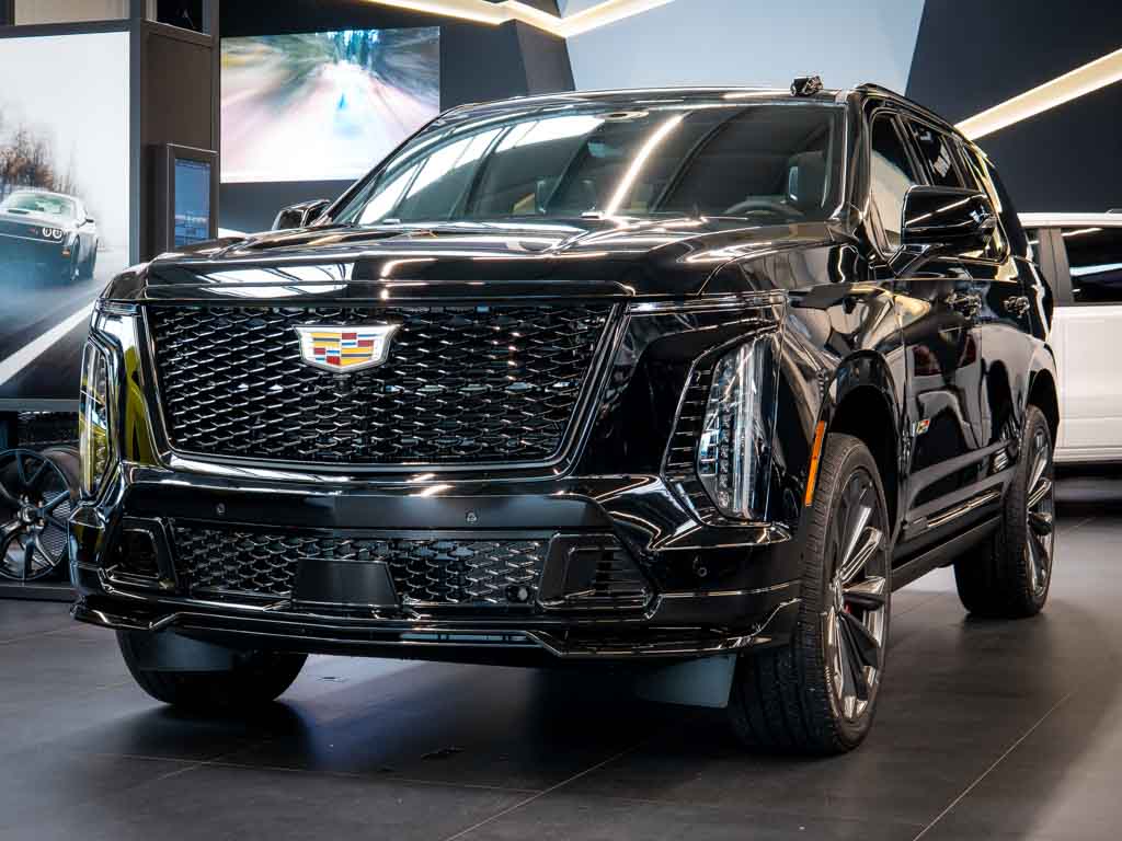 Cadillac Escalade 6.2 V Supercharged 682 HP 2025