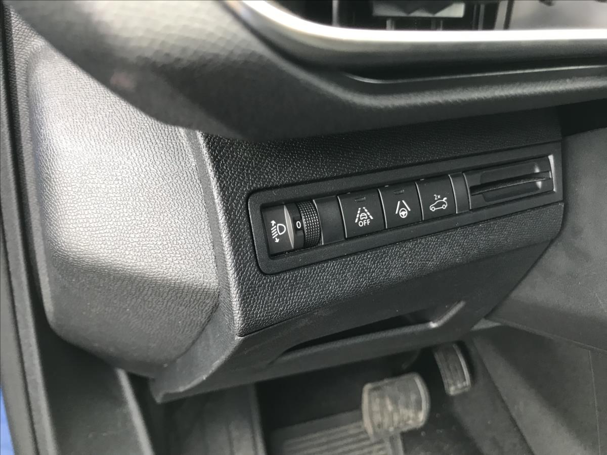 peugeot-3008-1-5-1-5-bluehdi-130-eat8-96kw - 8