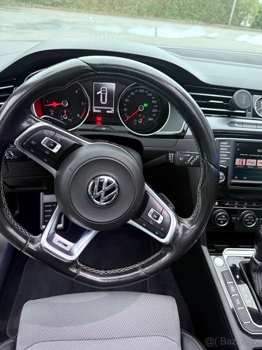 volkswagen-passat-2-0-b8-r-line-tdi-140-kw - 5
