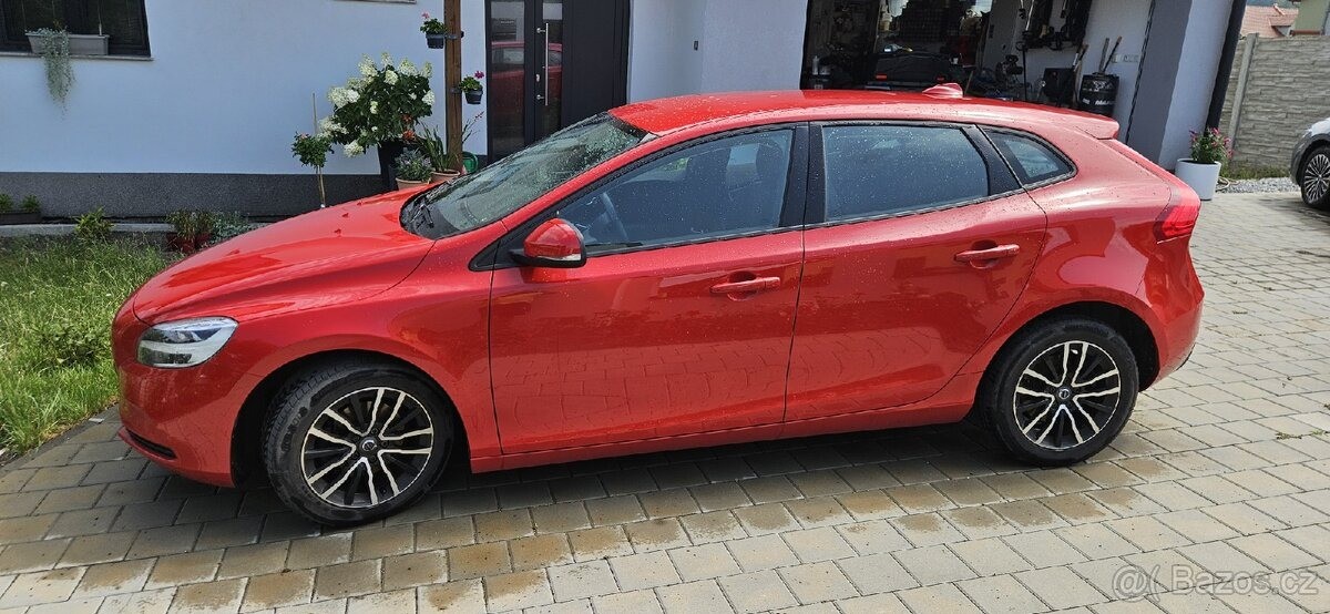 volvo-v40-d2 - 4