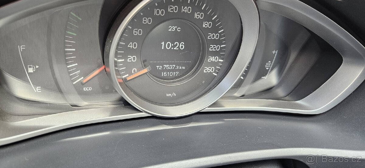 volvo-v40-d2 - 5