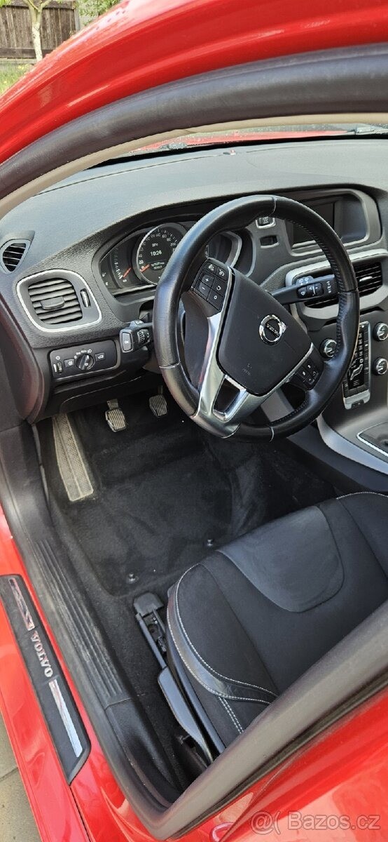 volvo-v40-d2 - 8