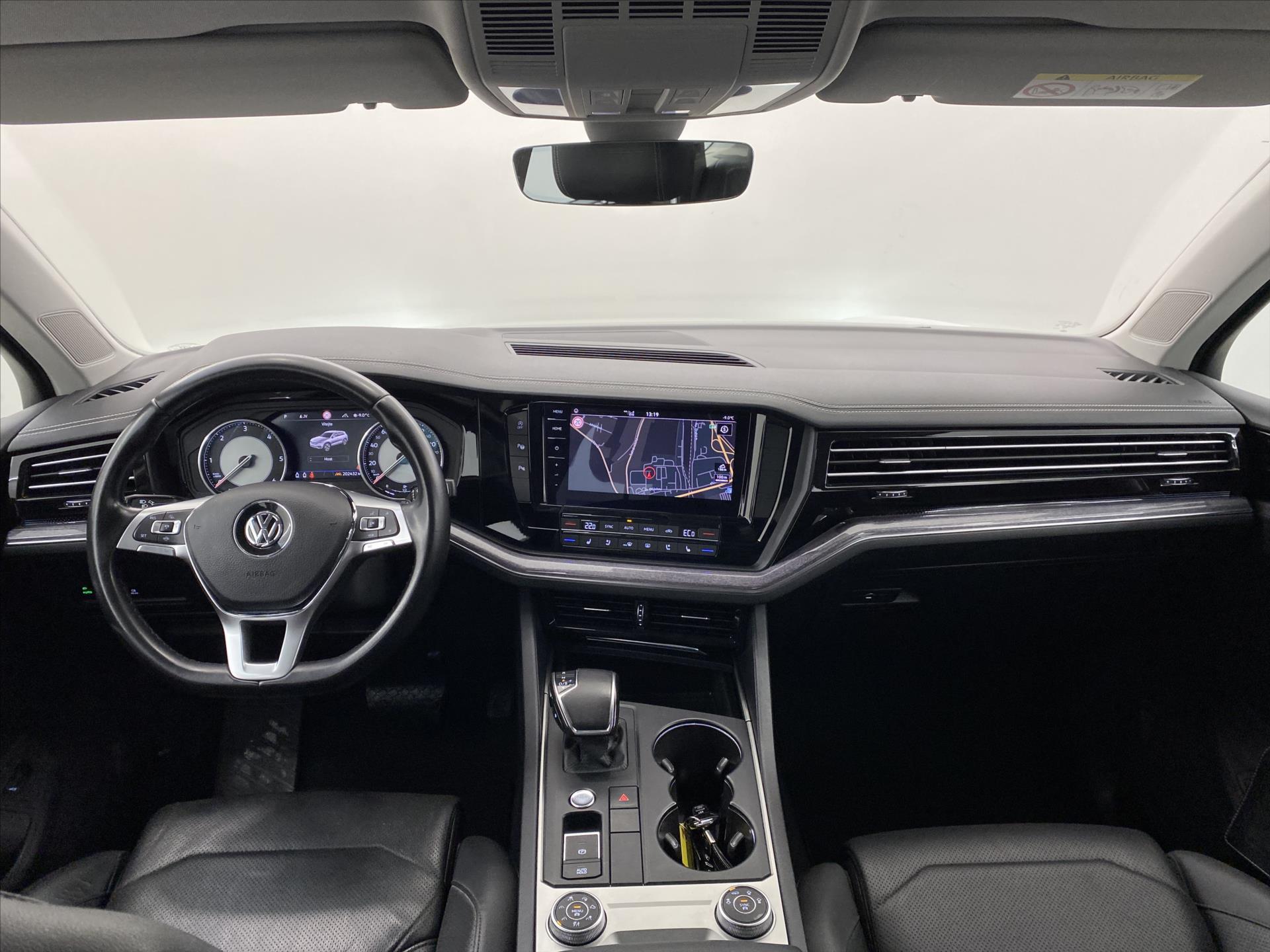volkswagen-touareg-3-0-tdi-170-kw-4mot - 9