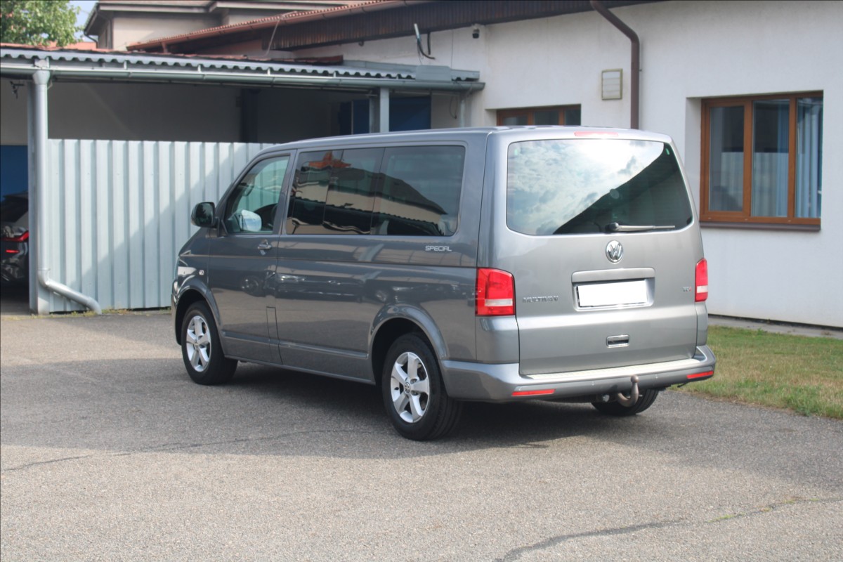 volkswagen-multivan-2-0-tdi-103kw-t5-1-special - 7