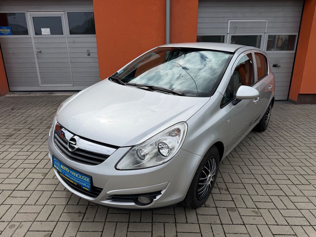 Opel Corsa 1.2i 59KW 1.maj.,2x kola,nová TK